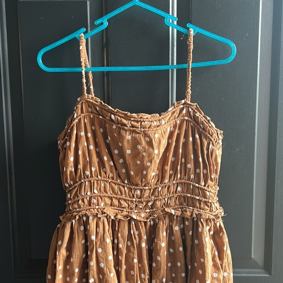 Tan A-line Midi dress - Picture 5 of 8